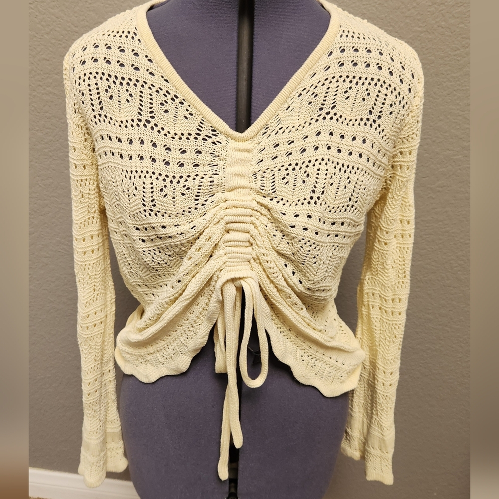 Cream Knit Women's Sweater - Picture 3 of 4